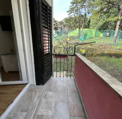 Lijepo Ureden Stan U Centru Grada