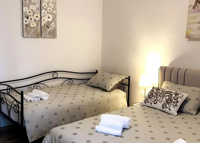 Lijepo Ureden Stan U Centru Grada * קנין